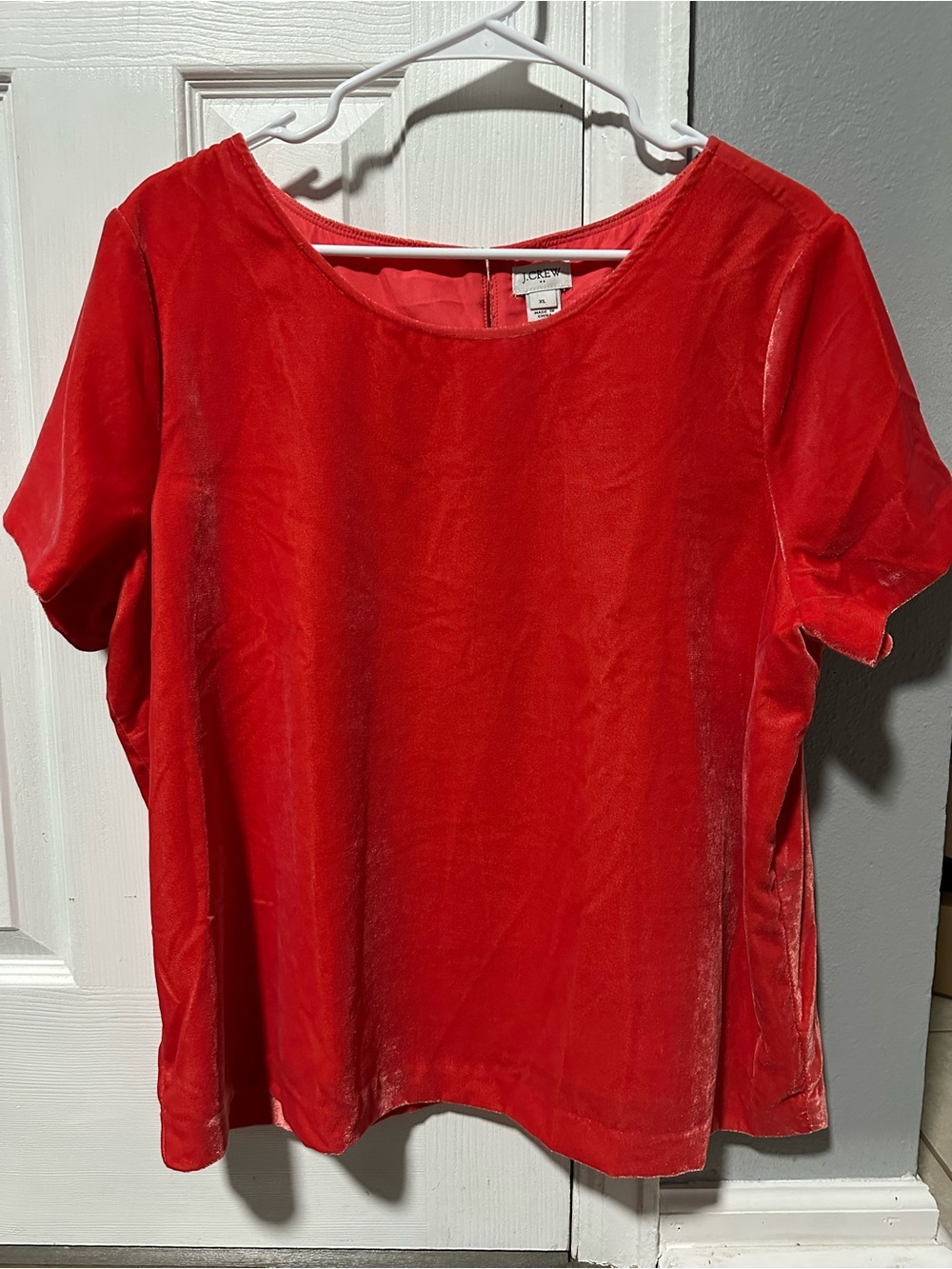 J. Crew Women’s Salmon Colored Velvet Short-Sleeve Top Sz XL
